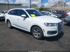 WA1LHAF71JD003395 2018 AUDI Q7