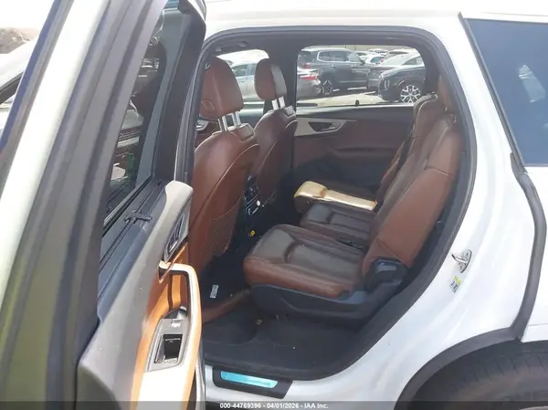 WA1LHAF71JD003395 2018 AUDI Q7 - Image 8