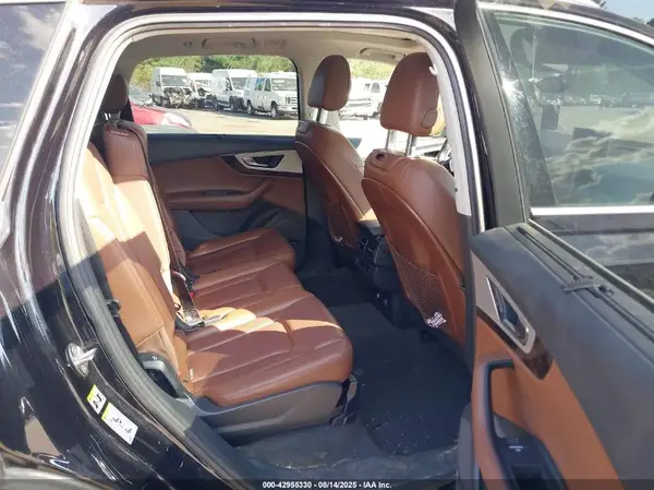 WA1LHAF71JD017586 2018 AUDI Q7 - Image 8