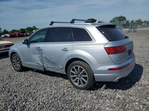 WA1LHAF71JD025798 2018 AUDI Q7 - Image 2