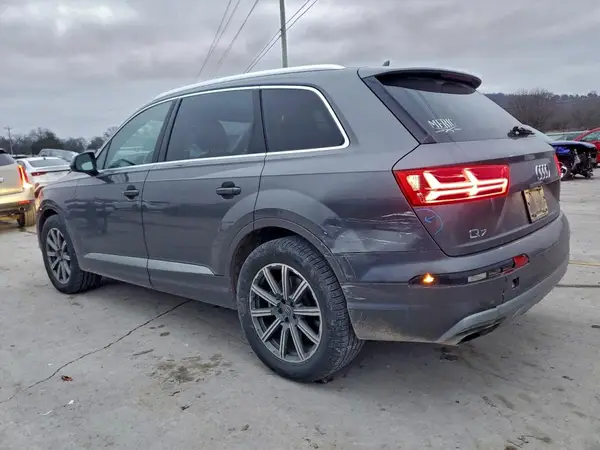 WA1LHAF71JD034078 2018 AUDI Q7 - Image 2