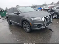 WA1LHAF71JD035067 2018 AUDI Q7