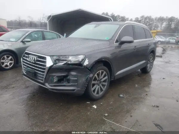 WA1LHAF71JD035067 2018 AUDI Q7 - Image 2