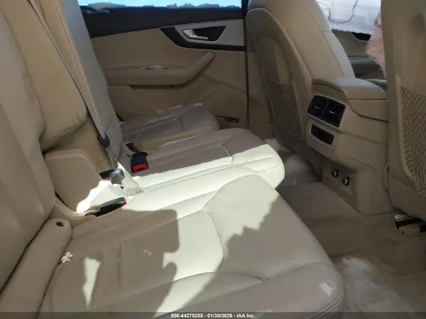 WA1LHAF71JD042696 2018 AUDI Q7 - Image 8