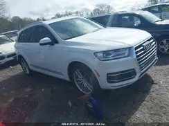 WA1LHAF71JD045694 2018 AUDI Q7