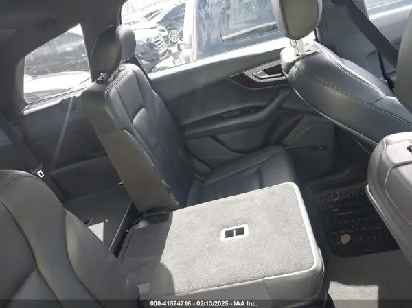 WA1LHAF71JD045694 2018 AUDI Q7 - Image 8