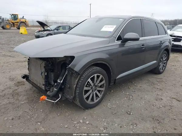 WA1LHAF71JD048885 2018 AUDI Q7 - Image 2