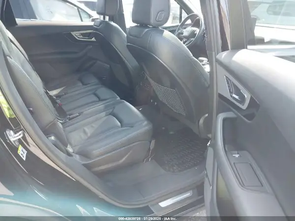 WA1LHAF71KD017136 2019 AUDI Q7 - Image 8