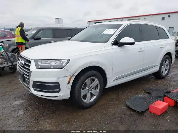 WA1LHAF71KD018612 2019 AUDI Q7 - Image 2