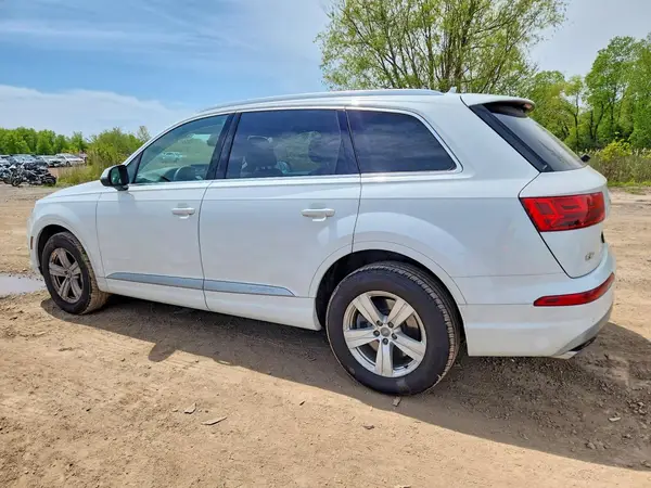 WA1LHAF71KD024183 2019 AUDI Q7 - Image 2