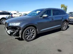WA1LHAF71KD026323 2019 AUDI Q7