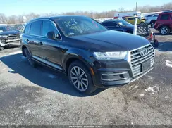 WA1LHAF71KD028346 2019 AUDI Q7