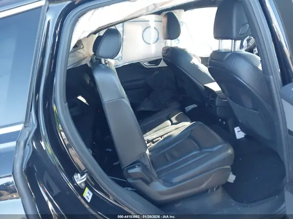 WA1LHAF71KD028346 2019 AUDI Q7 - Image 8