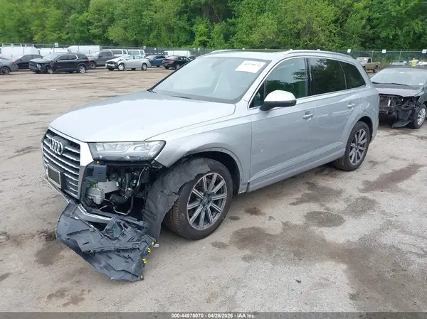 WA1LHAF71KD030520 2019 AUDI Q7 - Image 2