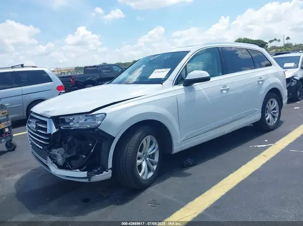 WA1LHAF71KD039623 2019 AUDI Q7 - Image 2