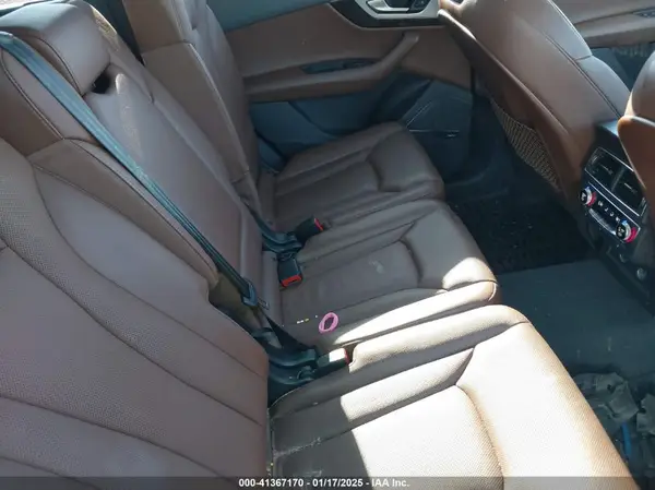 WA1LHAF71KD044983 2019 AUDI Q7 - Image 8