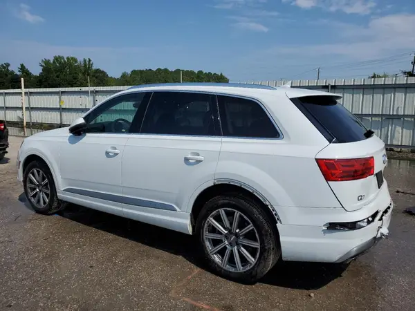 WA1LHAF71KD045860 2019 AUDI Q7 - Image 2