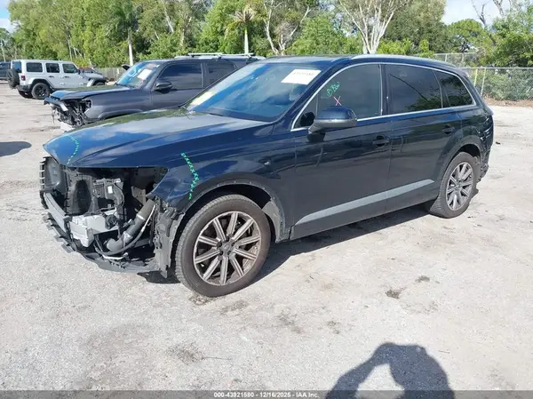 WA1LHAF72HD040269 2017 AUDI Q7 - Image 2