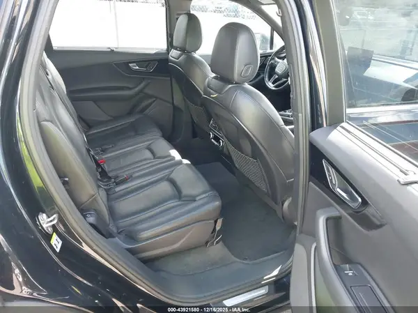 WA1LHAF72HD040269 2017 AUDI Q7 - Image 8
