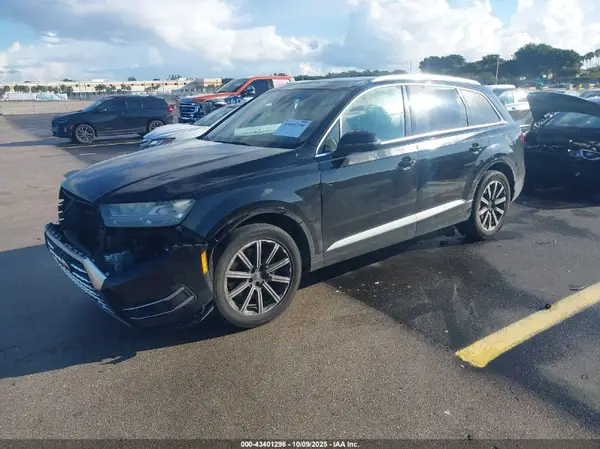 WA1LHAF72JD019072 2018 AUDI Q7 - Image 2