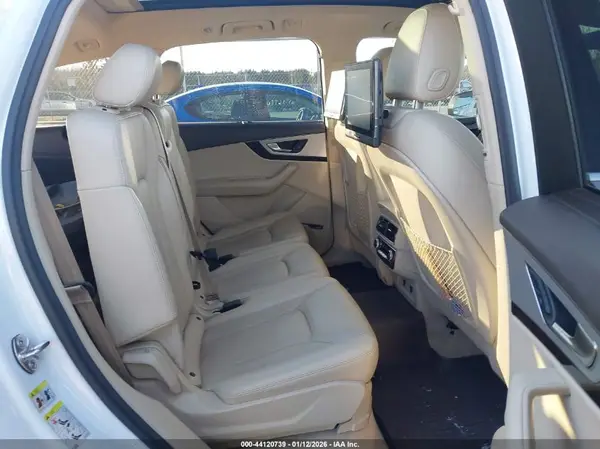 WA1LHAF72JD037717 2018 AUDI Q7 - Image 8