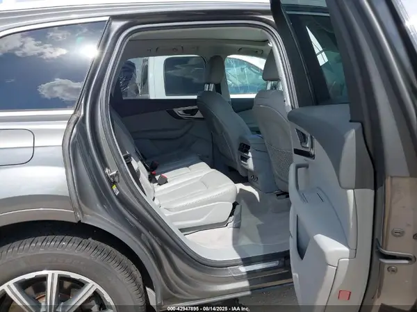 WA1LHAF72JD044456 2018 AUDI Q7 - Image 8