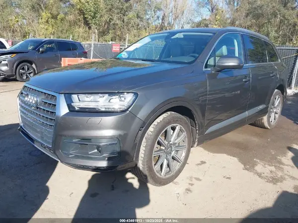 WA1LHAF72JD046546 2018 AUDI Q7 - Image 2