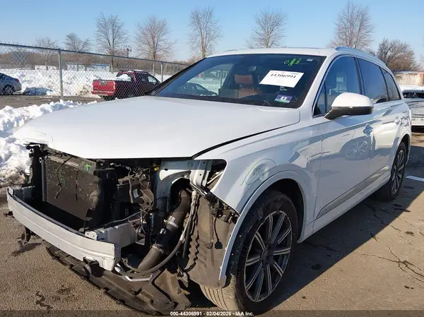 WA1LHAF72KD018571 2019 AUDI Q7 - Image 2