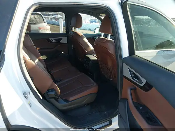 WA1LHAF72KD018571 2019 AUDI Q7 - Image 8