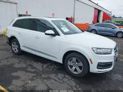 WA1LHAF72KD025410 2019 AUDI Q7