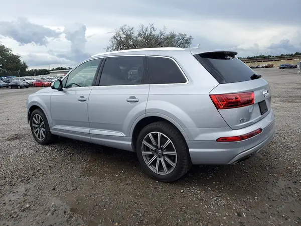 WA1LHAF72KD025925 2019 AUDI Q7 - Image 2