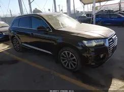 WA1LHAF72KD035810 2019 AUDI Q7