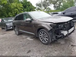 WA1LHAF72KD038321 2019 AUDI Q7