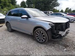 WA1LHAF72KD039310 2019 AUDI Q7