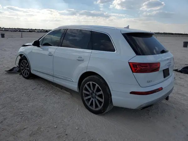 WA1LHAF72KD044247 2019 AUDI Q7 - Image 2