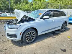 WA1LHAF72KD044264 2019 AUDI Q7