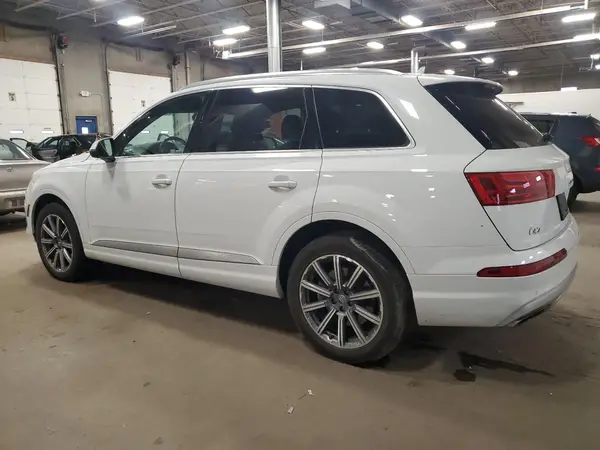 WA1LHAF72KD045690 2019 AUDI Q7 - Image 2