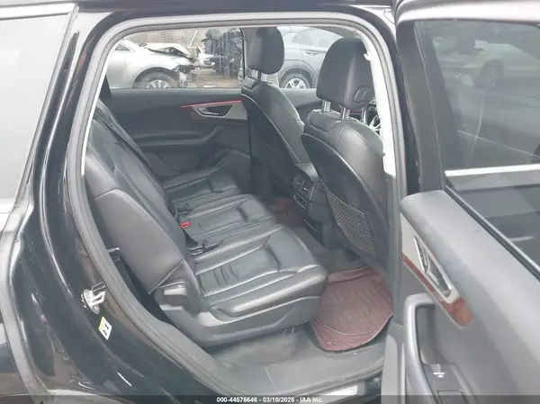 WA1LHAF73HD045402 2017 AUDI Q7 - Image 8