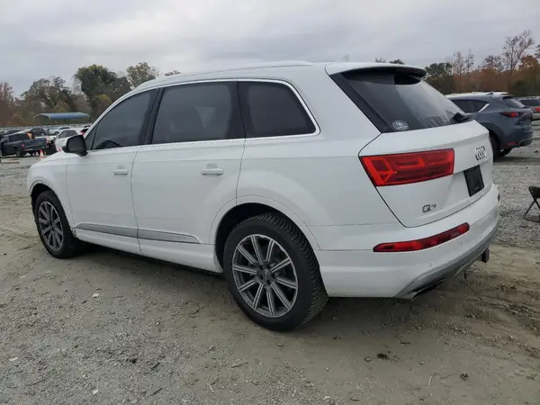WA1LHAF73JD001079 2018 AUDI Q7 - Image 2