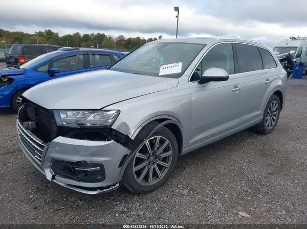 WA1LHAF73JD035278 2018 AUDI Q7 - Image 2