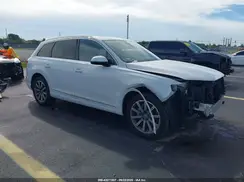 WA1LHAF73JD044868 2018 AUDI Q7