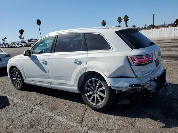 WA1LHAF73KD023830 2019 AUDI Q7 - Image 2