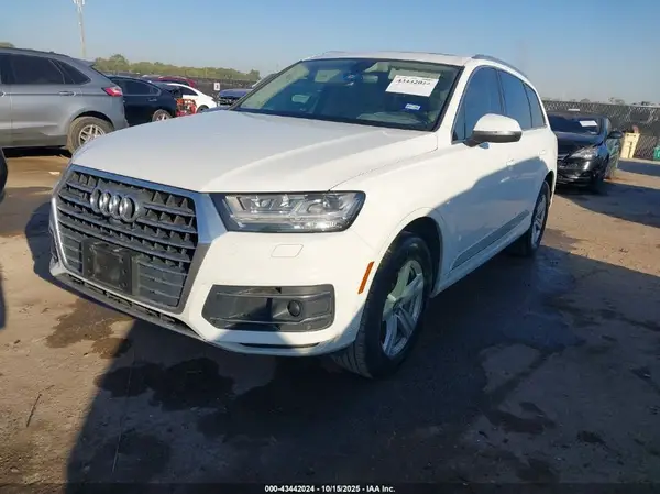 WA1LHAF73KD025156 2019 AUDI Q7 - Image 2