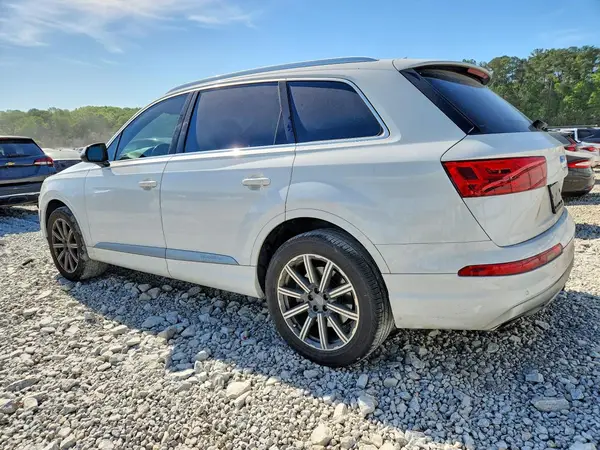 WA1LHAF73KD026937 2019 AUDI Q7 - Image 2