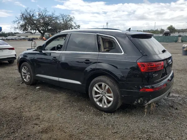 WA1LHAF73KD029384 2019 AUDI Q7 - Image 2