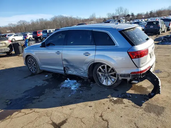 WA1LHAF73KD029563 2019 AUDI Q7 - Image 2