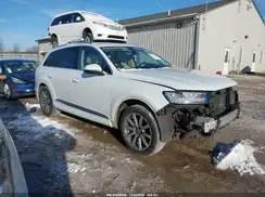 WA1LHAF73KD037940 2019 AUDI Q7
