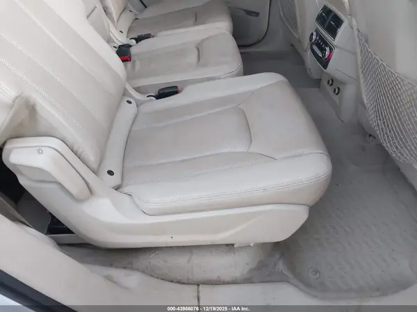WA1LHAF73KD040269 2019 AUDI Q7 - Image 8