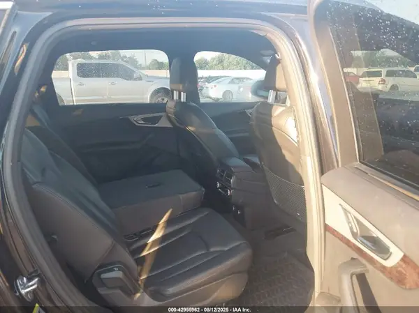 WA1LHAF73KD045004 2019 AUDI Q7 - Image 8