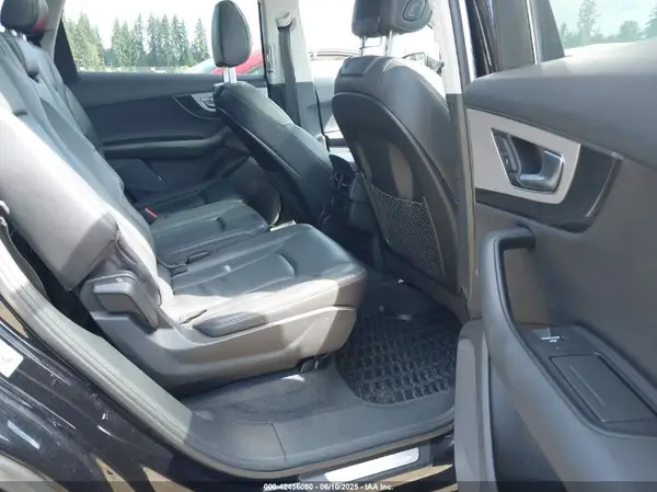WA1LHAF74HD040872 2017 AUDI Q7 - Image 8